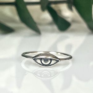 Silver Eye Design Ring